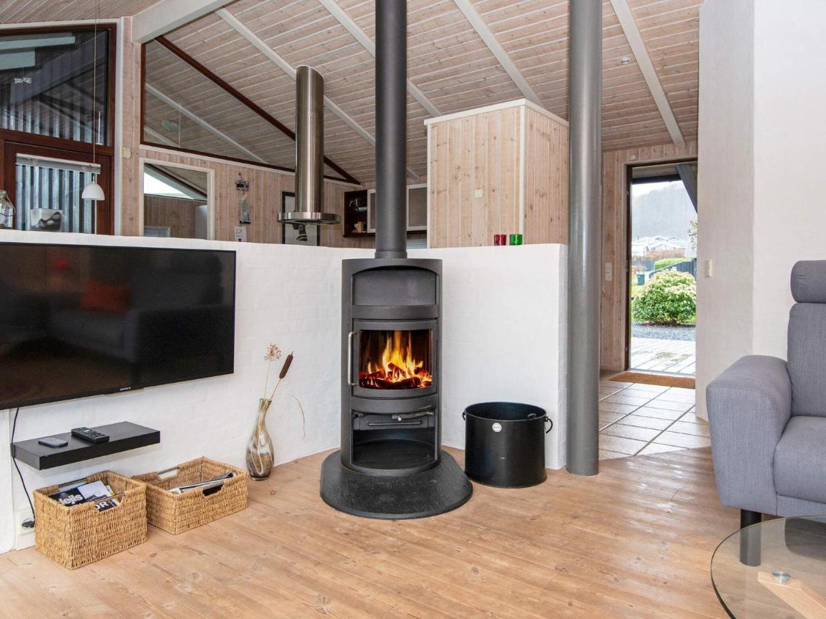 7 Person Holiday Home In Sj Lund Sjolund 外观 照片